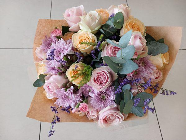 pastel rose bouquet mothers day babsi george delivery