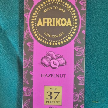 Afrikoa 37% Milk Chocolate with Hazelnut (80g)